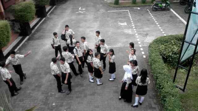 Sedikit tapi menghasilkan. Official twitter of wdr2016. Akomodasi Perhotelan&Jasa Boga.