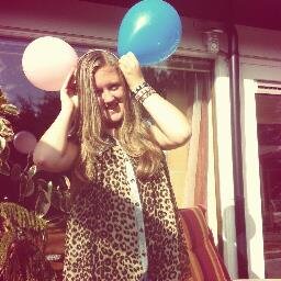 Ander account van @YOIAMISABEL, Stuur mij geen blokjes. Promoot 4 Promoot