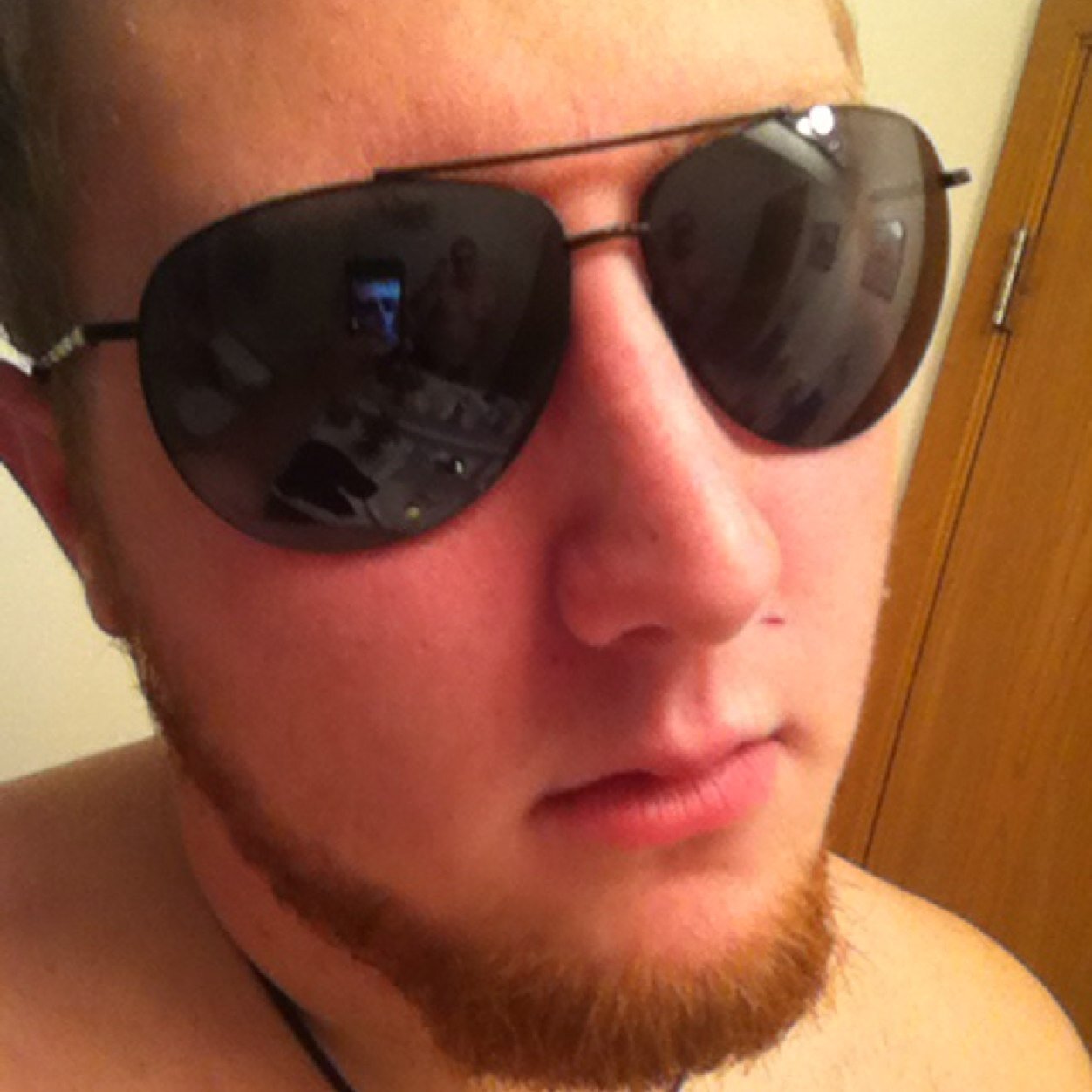 codecode1221's profile picture. Snapchat Ginggy1232 ;P