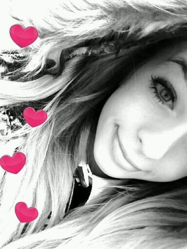 kam_tac's profile picture. you are beautiful no matter that say Words cant bring us down