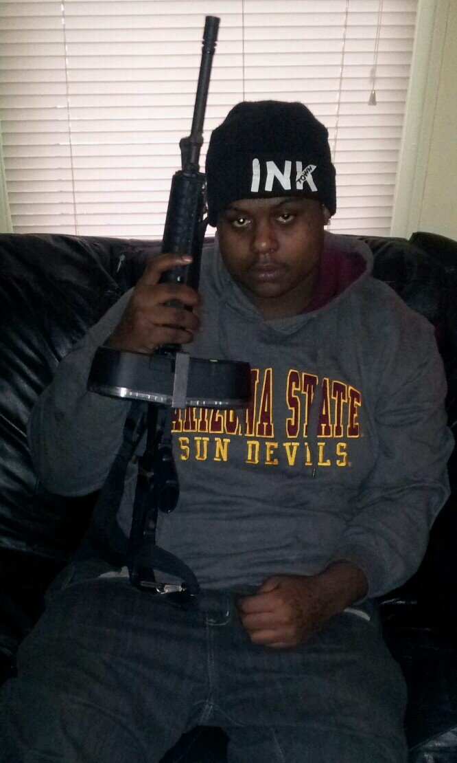 st8 drop a niqqa 4 real bitch # free reggie , antionio,monroe all my lockhart niqqas rip my love ones