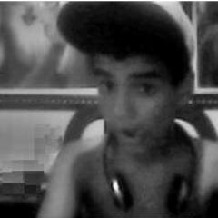 ▲ Keep calm and rlx o bigodinho▲