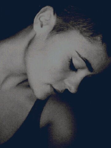 Don't let the past hold you back,you're missing the good stuuf, ربي أنر قبري يوم أوضع في ظلمته*