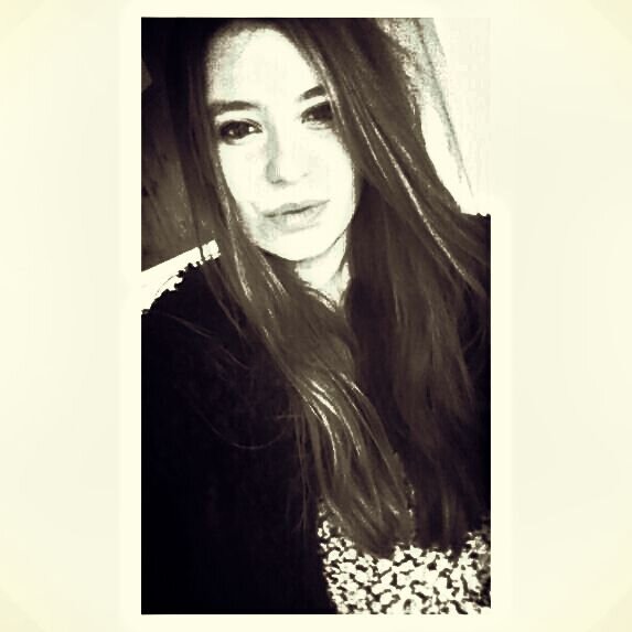 fuckmehardhaz's profile picture. my old account @harrysorgasm got hacked.
harry styles is still all i need in life ♥