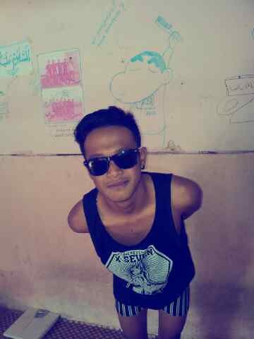 pengen hidup kaya,bini cakep, n kaloe mati masuk surga... wkwkwkwkwkwkwkkk...