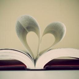 ¿León Libros o Leo Ene Libros? No sé. No importa.

Cualquiera puede verder libros. Nosotres los recomendamos =). ¡Pregúntanos qué leer este verano!