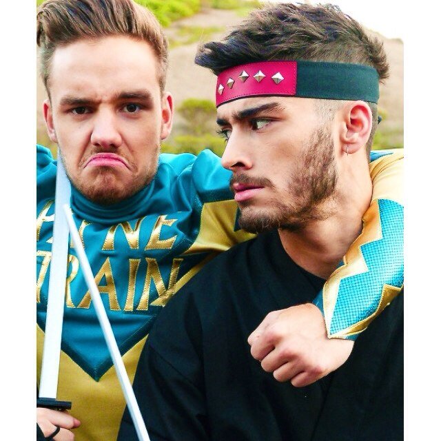 hey there please follow my main account @riceziam thank you if you follow ily! :) ask for a follow back x
