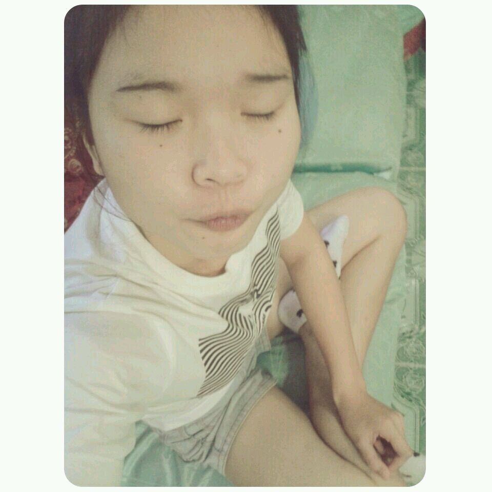 PloylySmile's profile picture. My name supapit  Rueanmoon nicename ploy