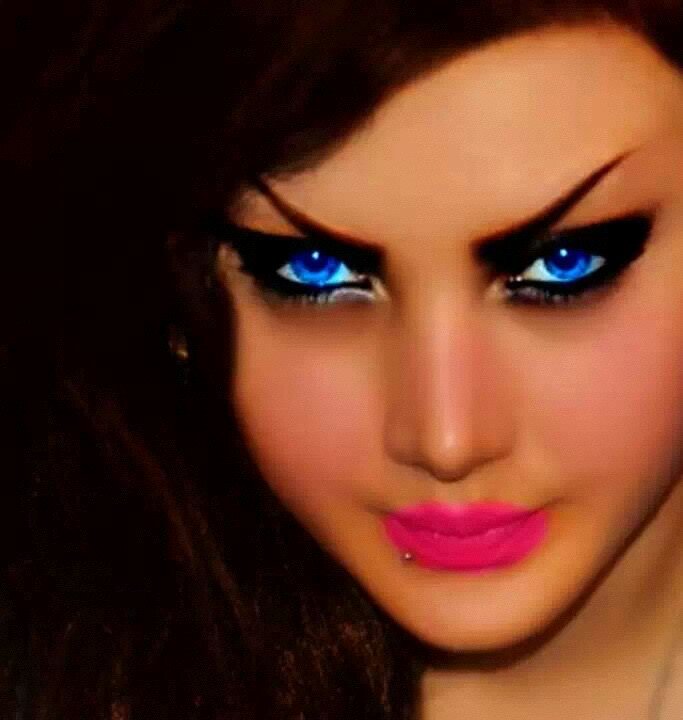ب آلنسبة لي :آدم كالصنم , لن أؤمن به حتى لآ اخرج عن ديني *