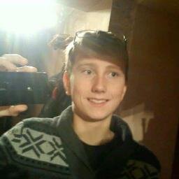 DeZeone's profile picture. Follow Me And I Follow You Back :)