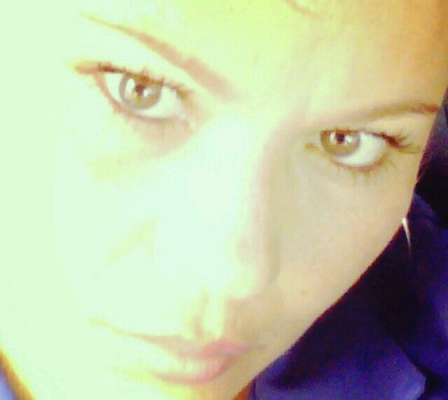 Vc me faz muito feliz e realizada ..TE AMO...