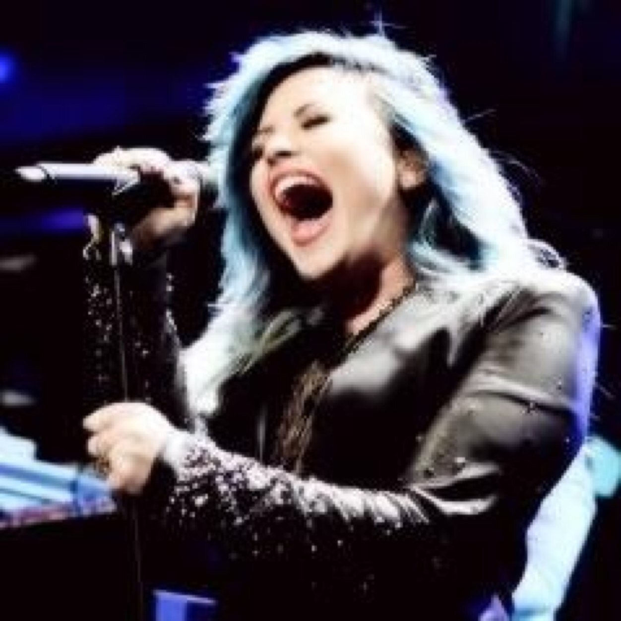 spxrklingfalse's profile picture. ☼ im a warrior ☼