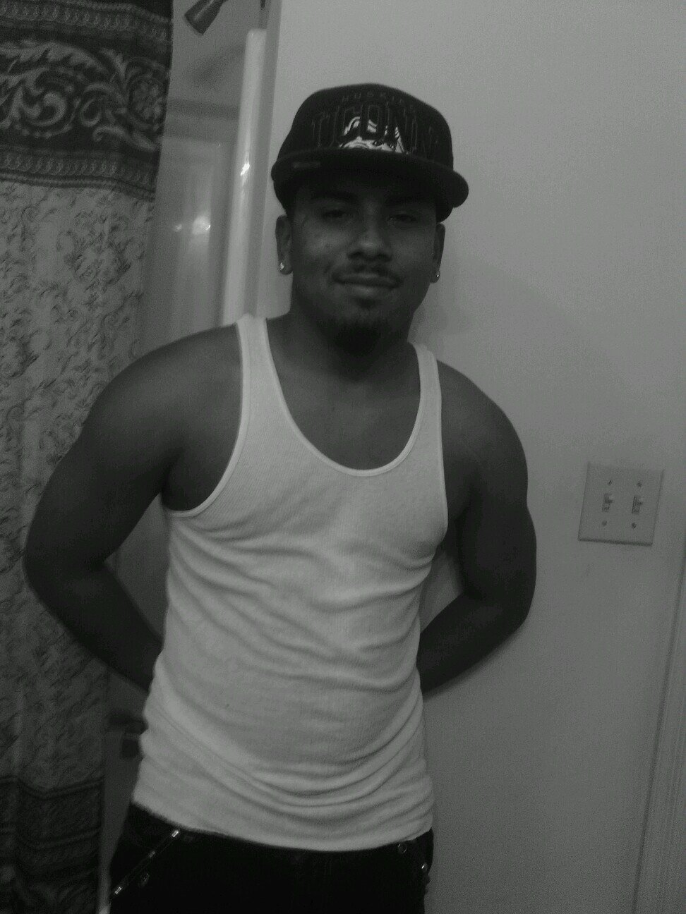 IG; _DiddyRico_ .... Laugh as much as you breathe and love as long as you live ... Follow Back