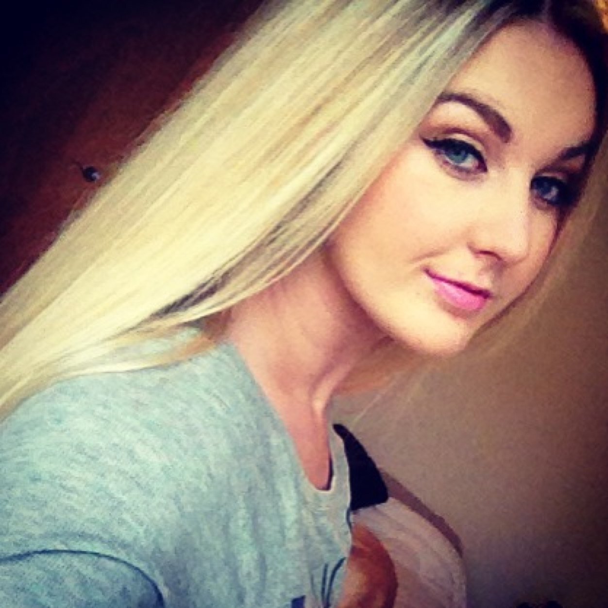 lo_lo_15's profile picture. No longer an active account ... Follow me @_lo_lo_15