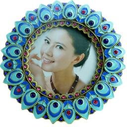 we are professional  manufacturer for perfume bottle, photo frame, wine stopper, keychain, napkin ring ans all alloy jewelry.