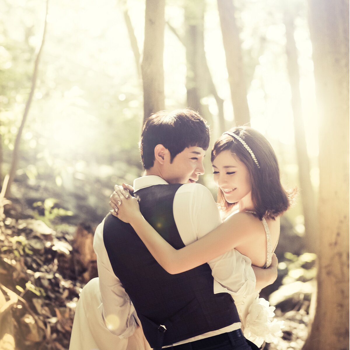부산비엔나스튜디오입니다~ ^^
부산최대의자연광 웨딩스튜디오 입니다!!!
---051-851-7944---웨딩촬영 / 가족촬영문의
웨딩사진, 토탈웨딩, 리마인드, 가족웨딩
아름다운 사진을 원하신다면. Vienna Studio.