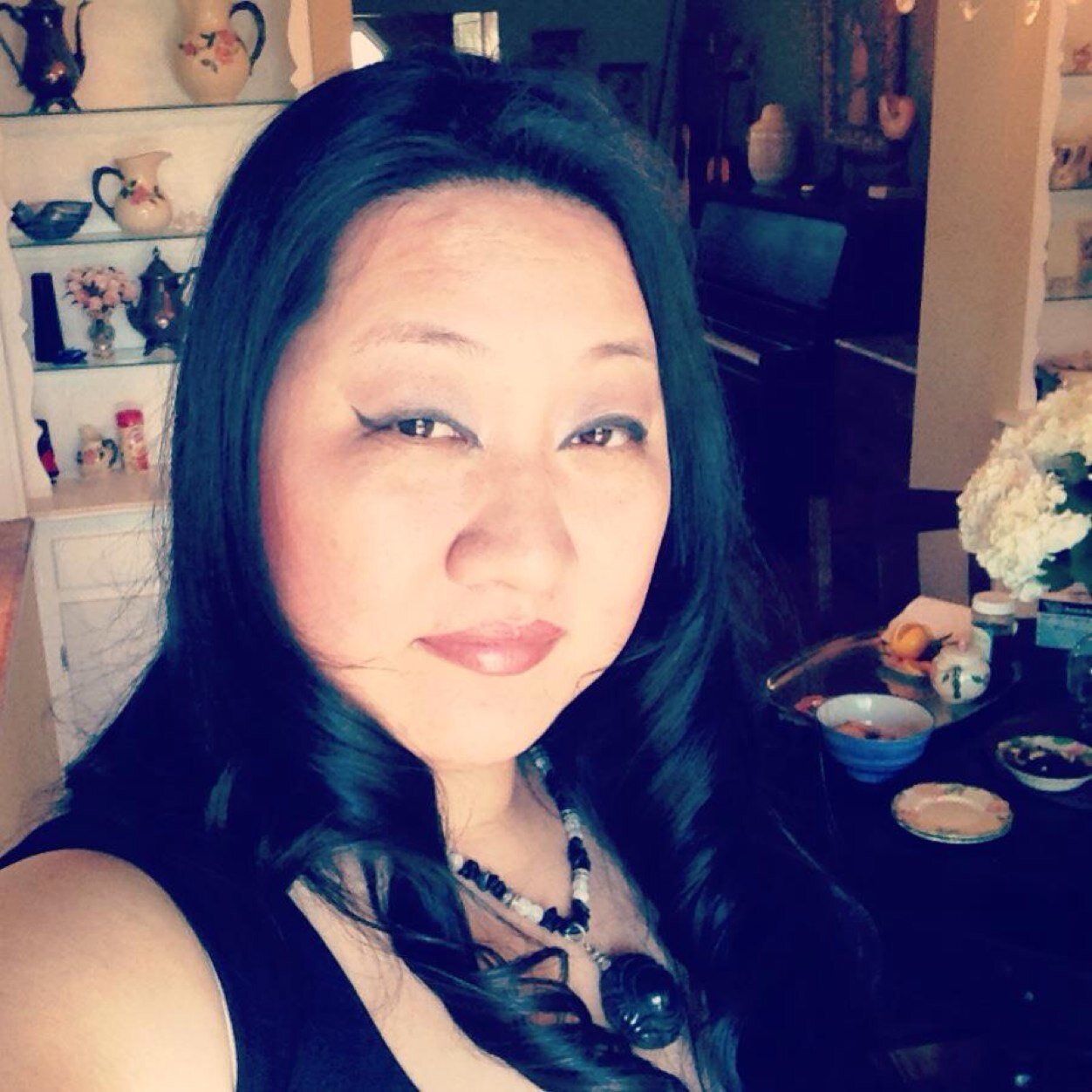 Front End Web Developer + Web Strategist, Body/Energy Worker, & Artisan aka your typical Angelino w/ ADD & too much caffeine.