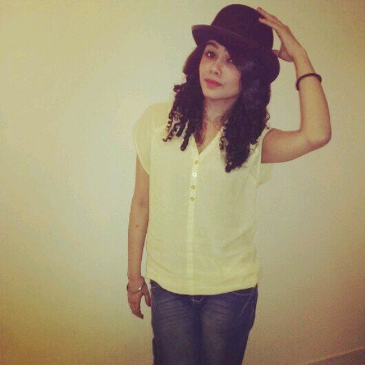 In love & loved..MUSIC lover, GURU-Kailash Kher ji, Crazi in the head,  Butterfly lover, Hope & faith is what I run on :) Dubai | Abu Dhabi |  Mumbaaai | U.A.E