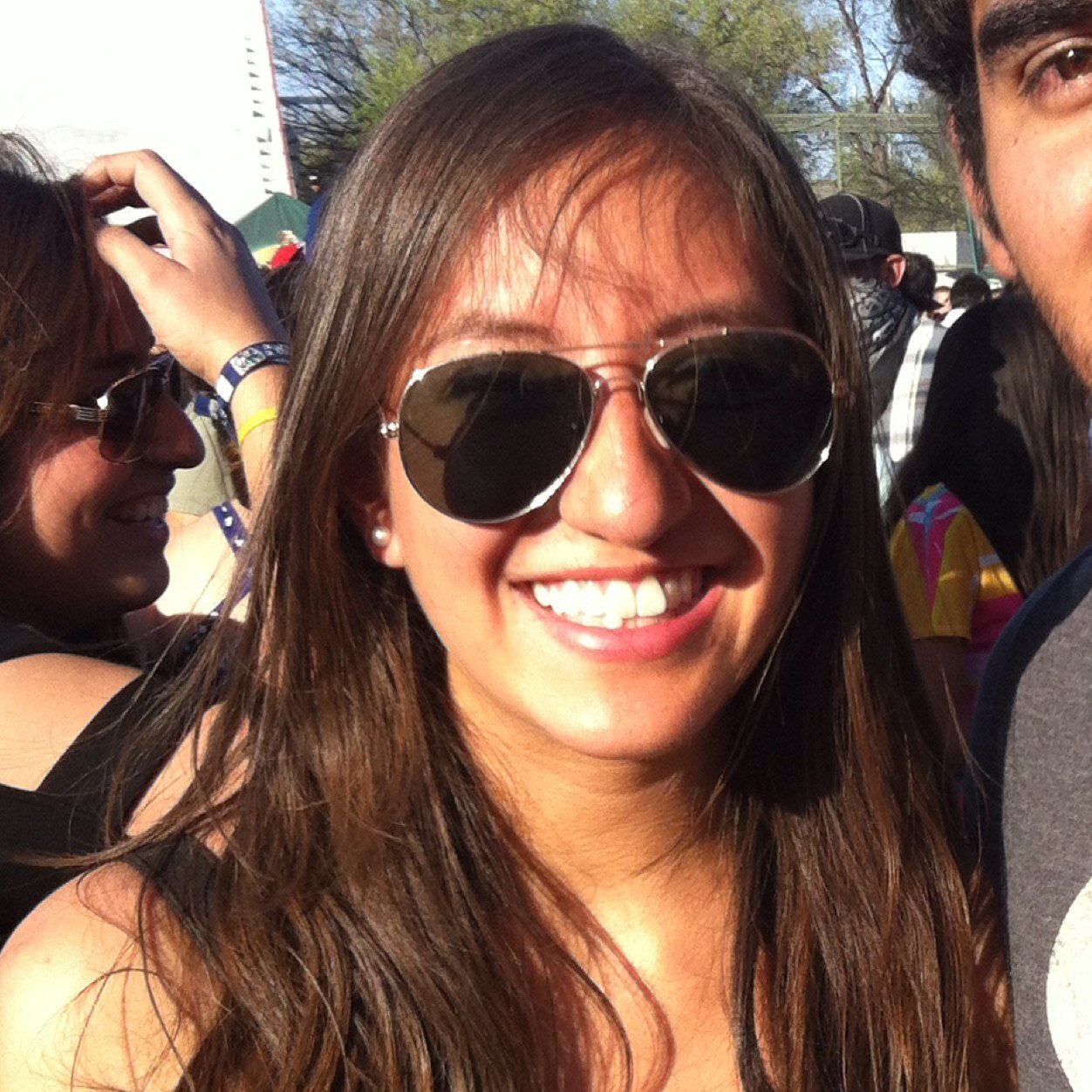 taniasalazari's profile picture. Student. Idealist. Something of a dreamer.