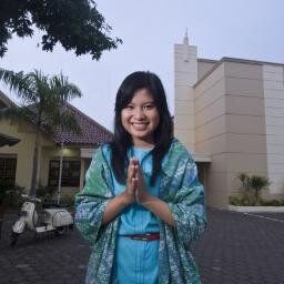 Berada di lokasi sangat strategis tepat di jantung kota Pemalang. Kami berikan kenyamanan Heritage hotel, ketenangan & mutu pelayanan sekelas hotel berbintang.