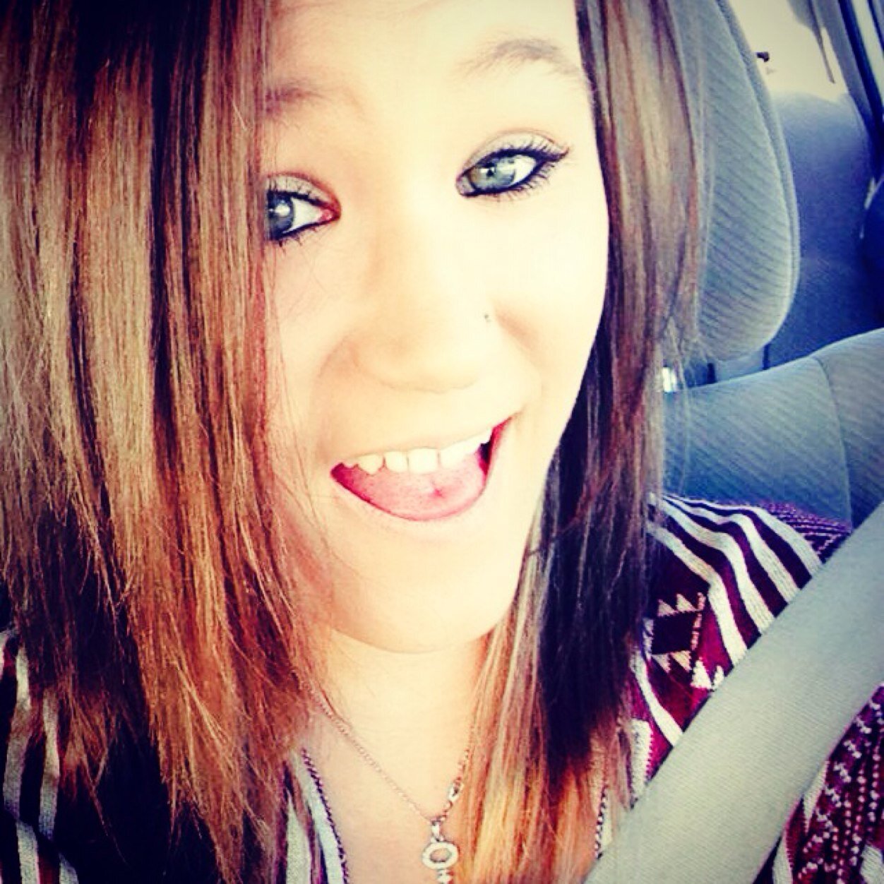 Brooklynn marie 20 years old Love having a good time Follow me i follow back #teamfollowback