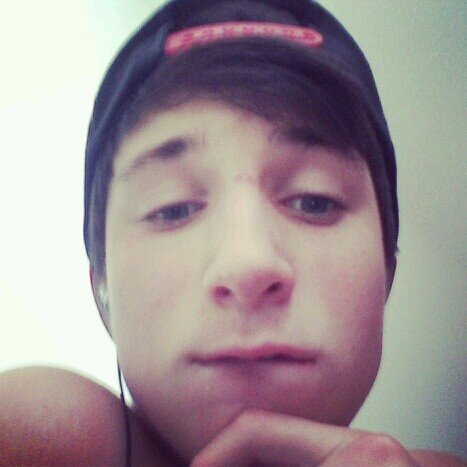 Lorenzo2069's profile picture. 