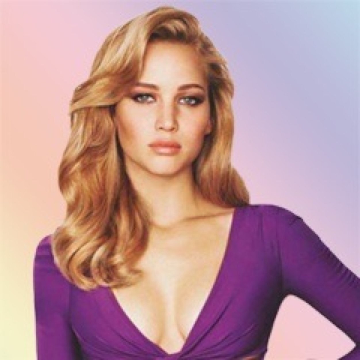 23. Actriz. Katniss Everdeen. Amo la comida. Ganadora del Oscar (Sí, la que se cayó en los premios). Josh es mío. The Queen Of Derp. #HYP