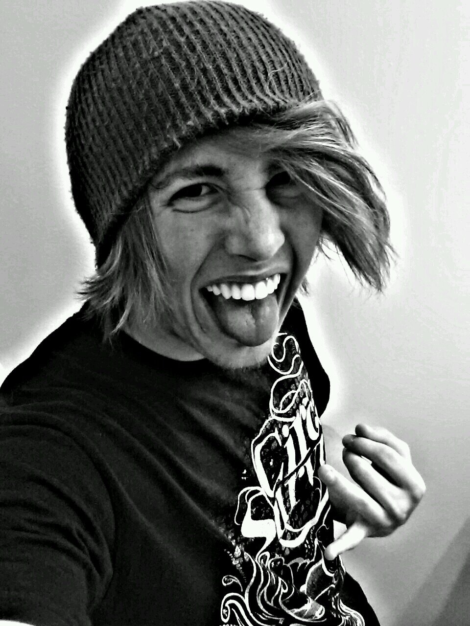 Chicago. Guitarist of Through My Eyes