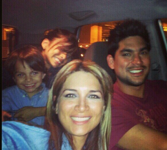 Fan de la mejor pareja los quiero muchisimo @emiliopinargote & @gpazminoyepez