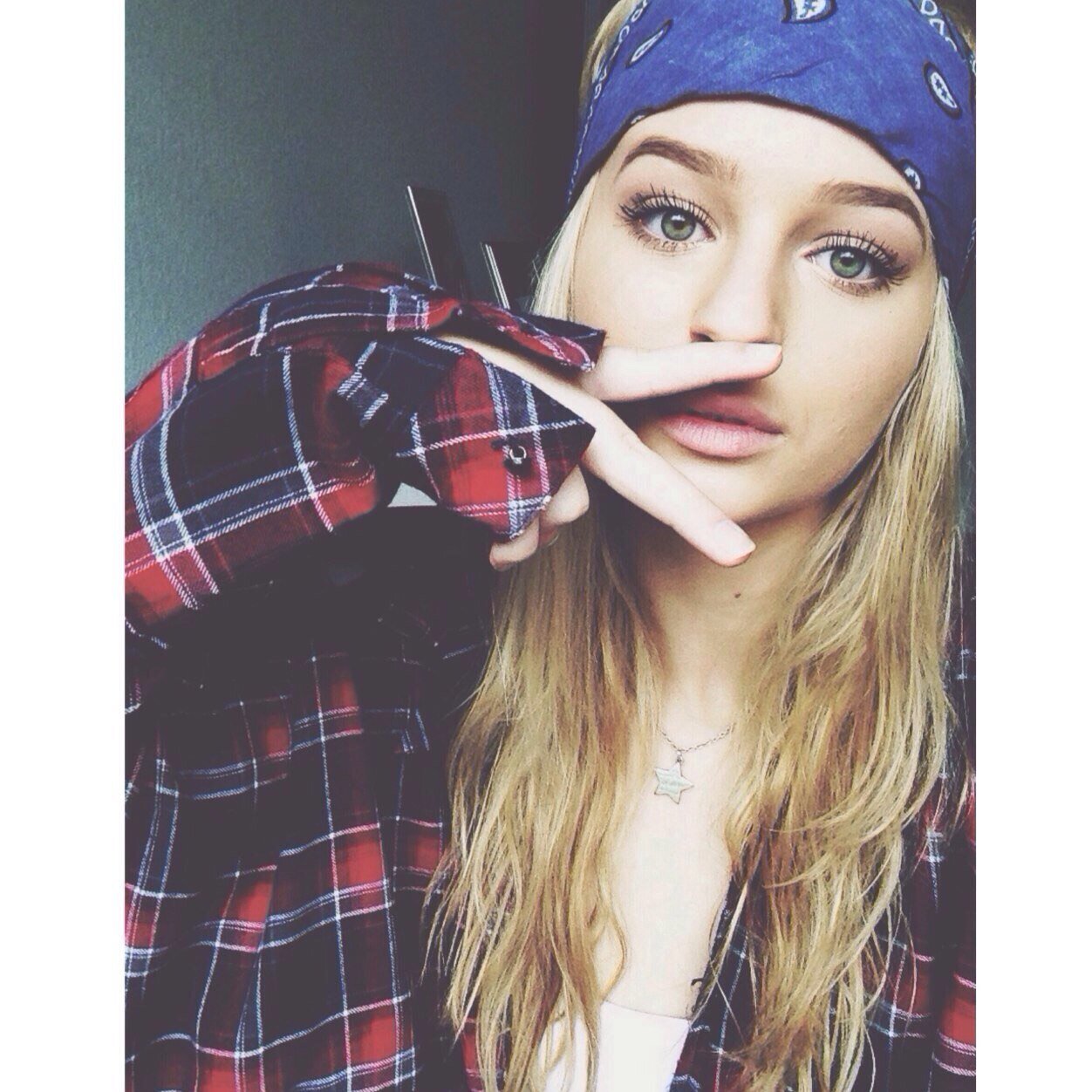 jacyjcrdan's profile picture. whats a bio 4