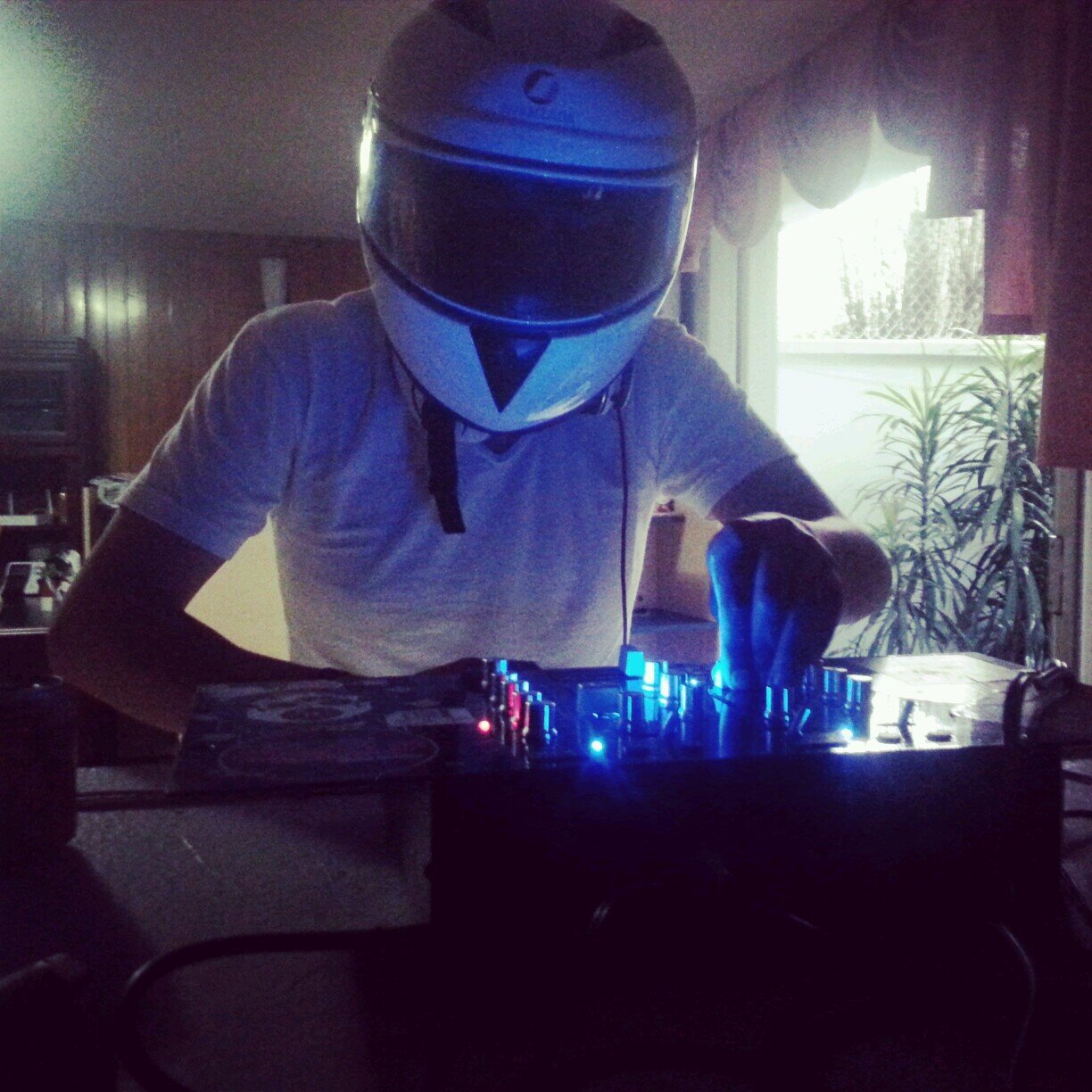 mausjobs's profile picture. musico productor. 🇫🇮Arriba el Club Fútbol Monterrey! 💙🏆🏆🏆🏆