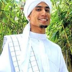 _UstazDonDani's profile picture. Hanya peminat disini untuk menyebarkan dakwah beliau :) . Masih belum terlambat untuk kita berubah . Follow untuk kebaikan