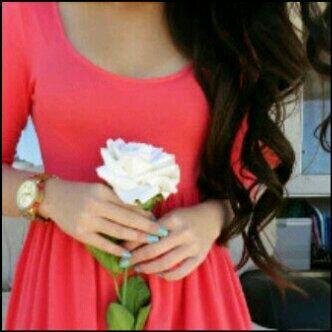 دع إبتسامتك أول ملامحك ، فهي لك صحة ، وفي ﺎلدين صدقة ، وفي القلب بهاء.♡