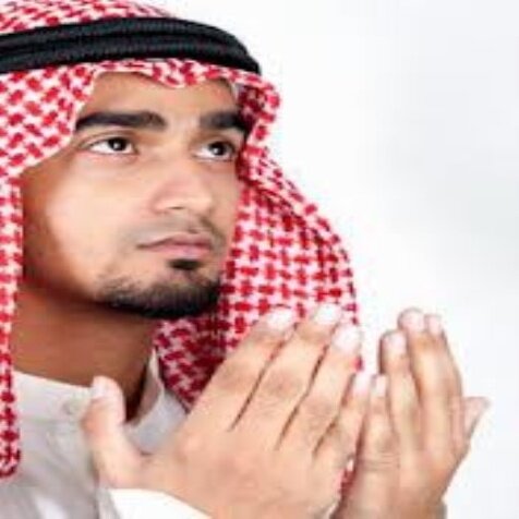 ‏‏​ﺂگثر م أُحِبْ ! ﺂلثرّثَره.. ﺂلصَامته مع نفسي ۈ ﺂلحديث ﺂلمُختصَر مع ( النَّاسِ ) !   ♡ هلاليحتى يرث اللة الأرض وماعليها ♡