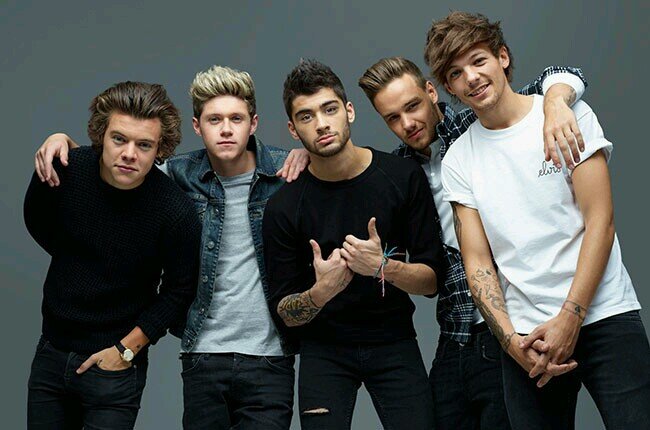 New One Direction RP group! MUST BE ACTIVE! @/DM here or @TommoWithVans or @EllieWithVans for a role!