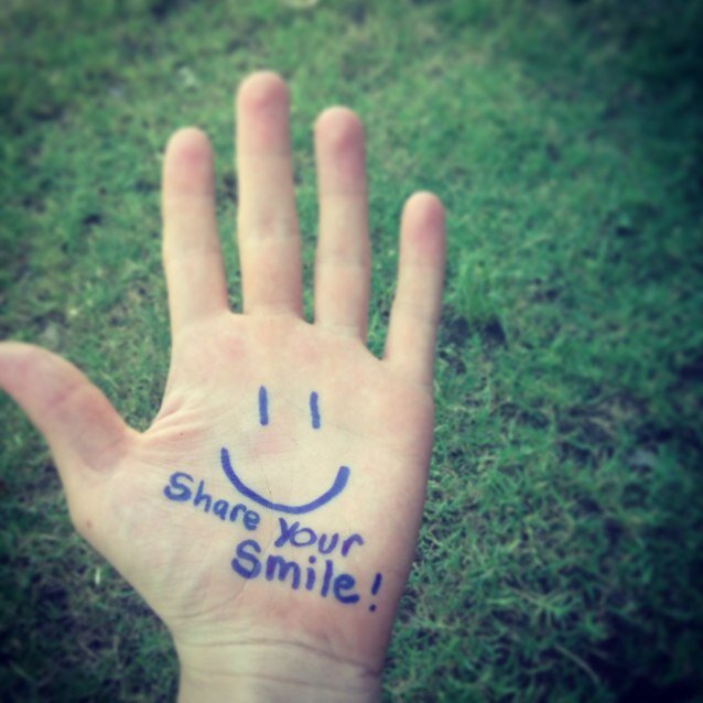 ShareUrSmileWW's profile picture. The Share Your Smile Project plans to help those being bullied worldwide. 
No one should ever feel like they dont belong. #ShareYourSmile