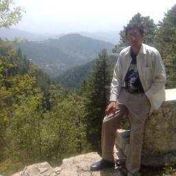 rajarazor99's profile picture. Creative Writer, Freelance Designer, Analyst.