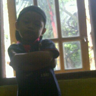 Kerja keras dlm hidup karena bukan anak orang kaya,,v( ‘.’ )v