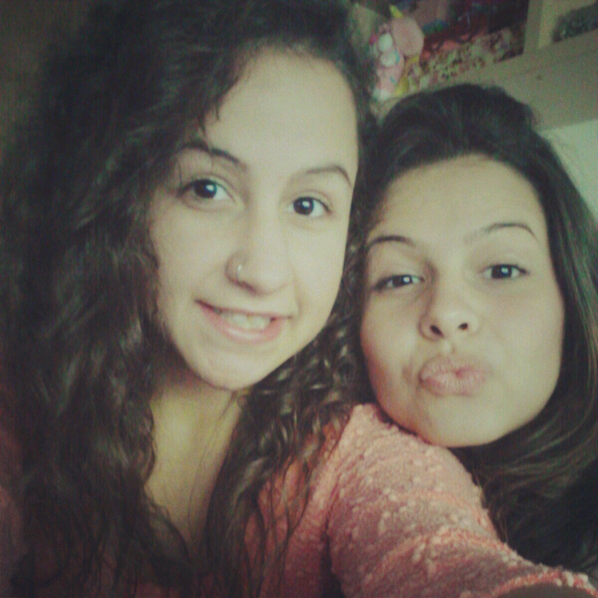 Futura enfermera. Adorando cada día más a MiSis❥Rox  ❣ Más Minions y menos te quiero's, plz.