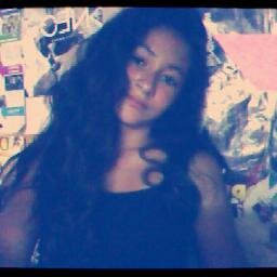 Demi Lovato domina mi mundo, no se el tuyo, sueño en conocerla Demi Idola grosa capa. C:♥