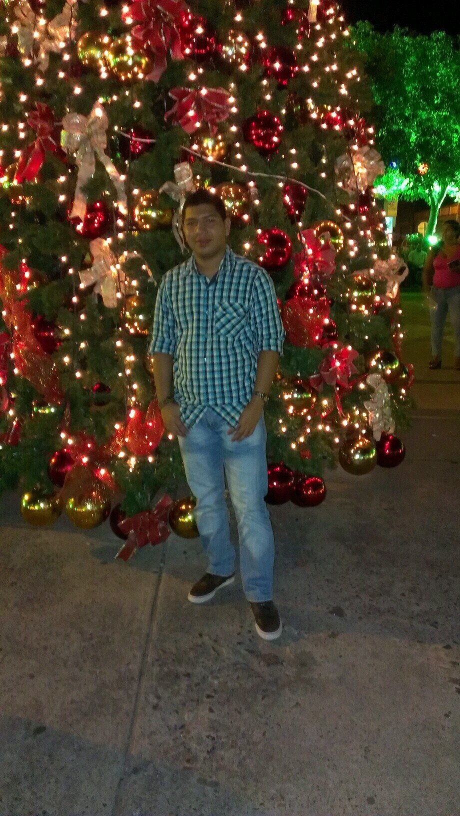 Soy de riohacha rumbero, me gusta experimentar, estudio ingenieria de sistemas hincha del barca y el inter
