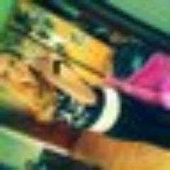 nigs be like girls be like moms be lke dads be lke we be like you be like i be like cats be like dogs be like #followback