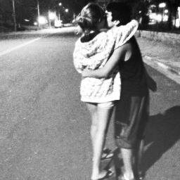 «se tu fossi musica saresti la melodia perfetta» @_luke_j grazie di tutto ♥ @dxfgvhjnk she's mine ♥