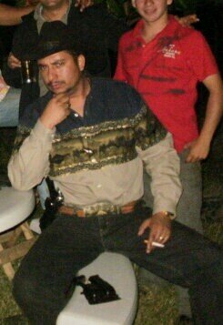 DONJORGE9MM's profile picture. Si avanzo sigueme si me detengo apremiame si retrocedo matame... (Che Guevara)