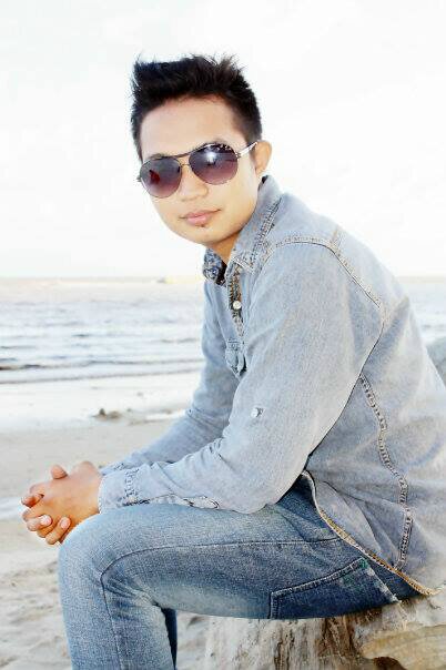 OletCorp's profile picture. Simple, ga sombong, rendah hati, bukan muji diri sich,, eeheemm sllu nyambung sama siapa aja