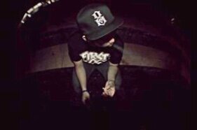 7D9285F1 move to-- @gumrizky || ig;gumelarrizky|| line;gumrizky