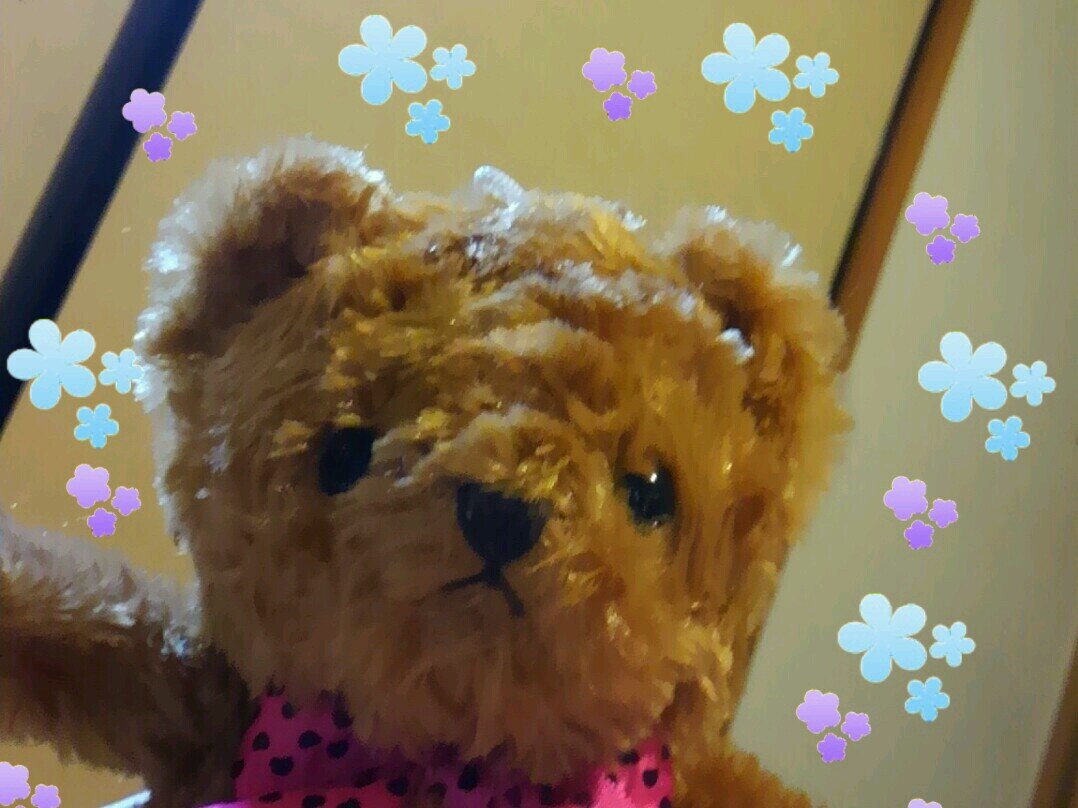 そこらへんにいる変な人です　一人でボヤいてます