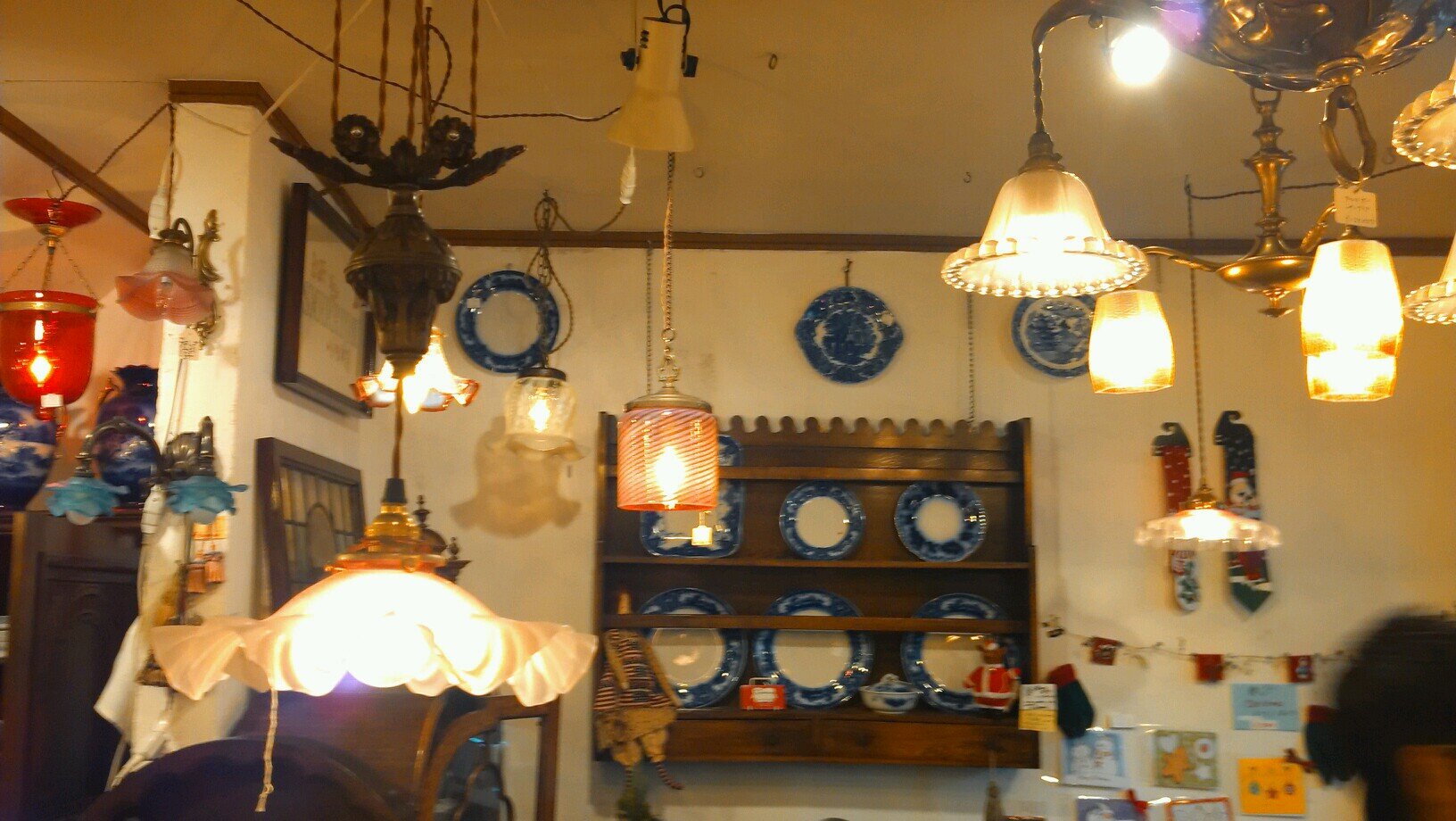 福岡のお店をLEDにしたい。電気代削減でニコニコ