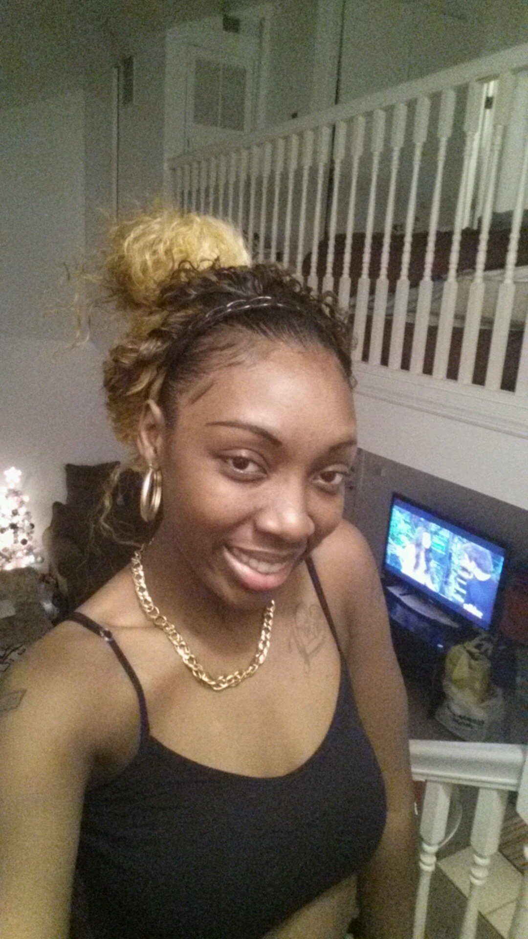 yolo_gorgerous2's profile picture. Words do not defined me, I Do!