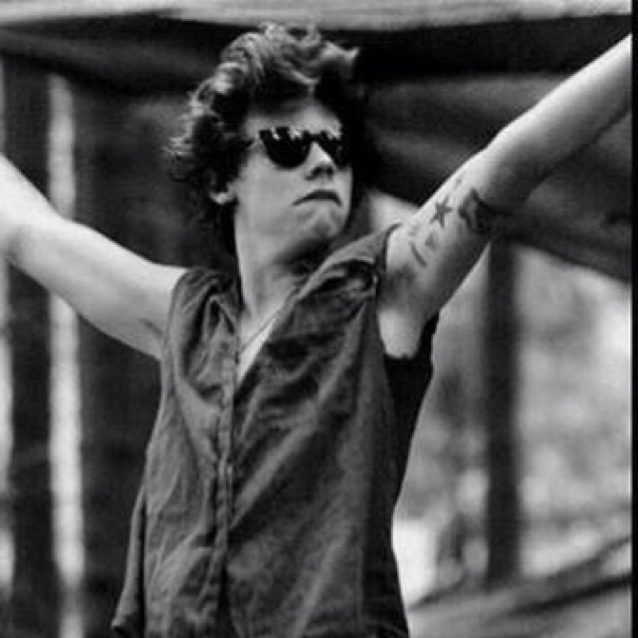 Hi beautiful! I hope your having a great day! Since i gave you a free follow could you go follow @cuddley_narry @cuddley_narry for me??? Thanks ily!